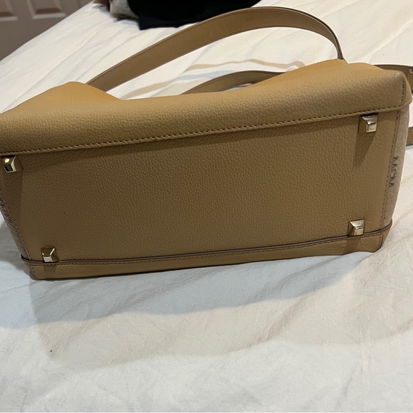 Mcm Sarah Hobo bag - Picture 5 of 8